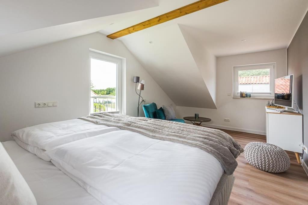 5 Sterne-Ferienhaus Eisvogel Am See Mit Sauna Und Kamin Krakow am See Exteriör bild