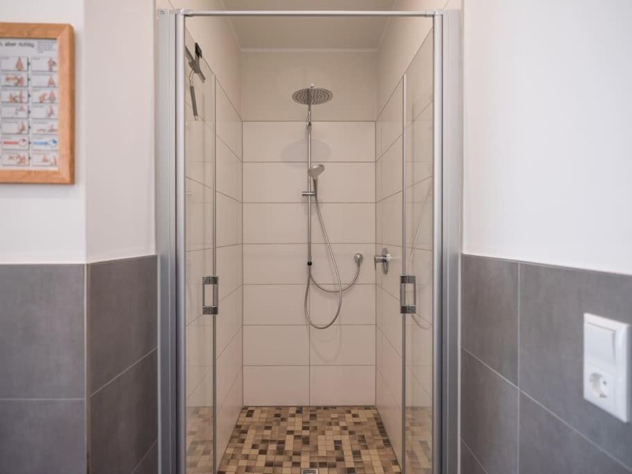5 Sterne-Ferienhaus Eisvogel Am See Mit Sauna Und Kamin Krakow am See Exteriör bild