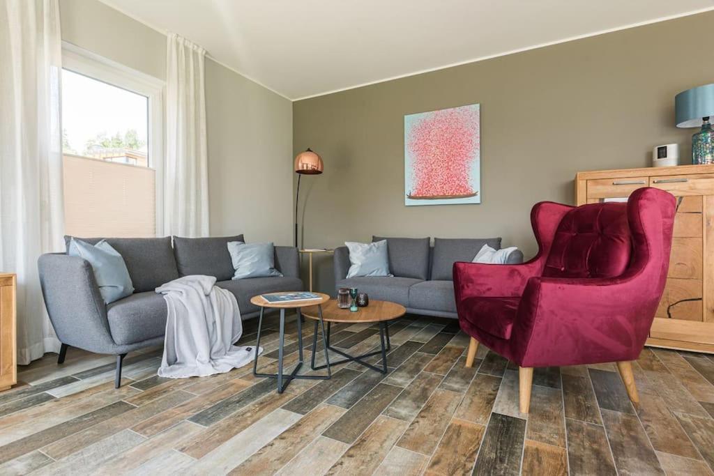 5 Sterne-Ferienhaus Eisvogel Am See Mit Sauna Und Kamin Krakow am See Exteriör bild