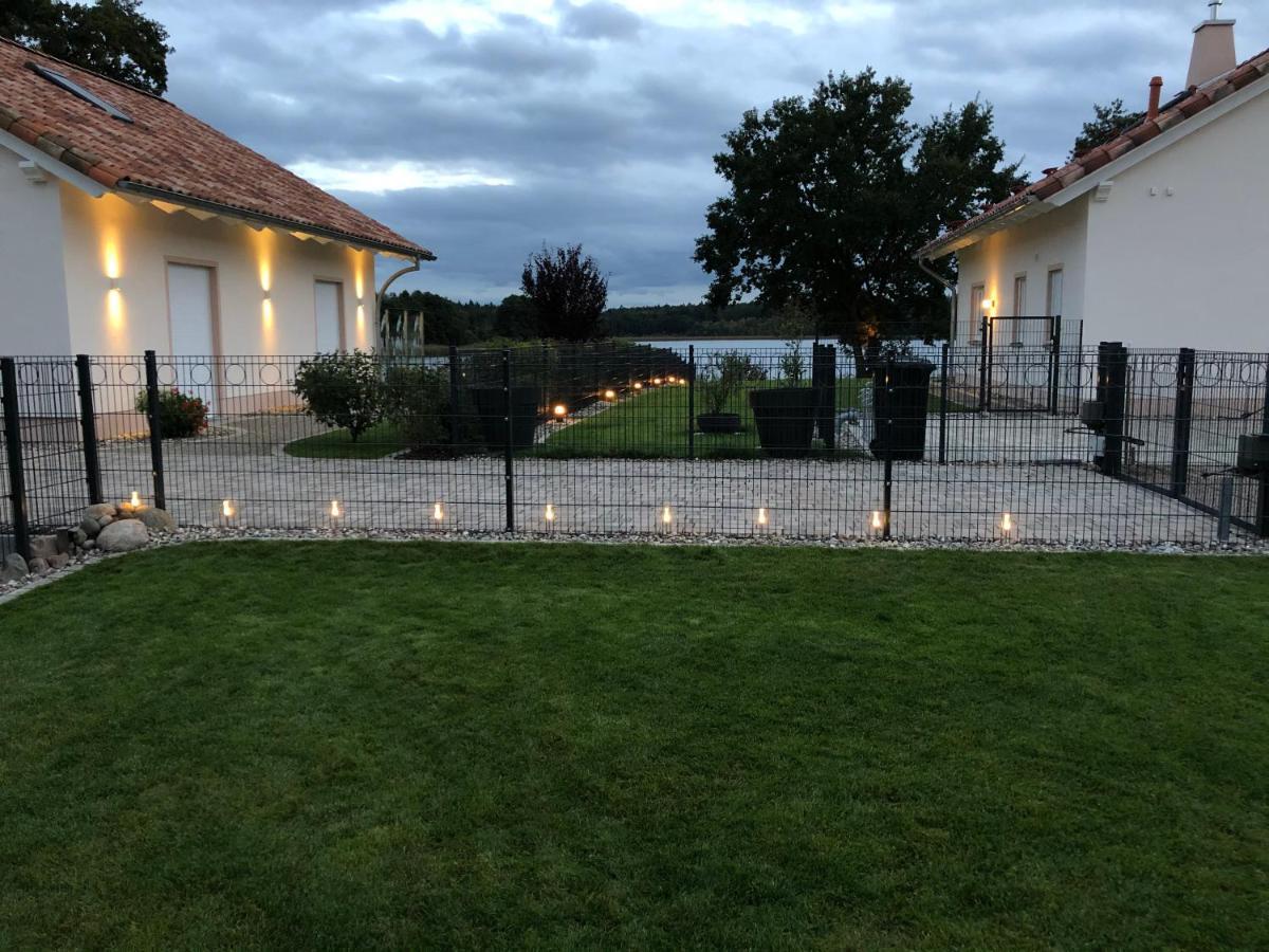 5 Sterne-Ferienhaus Eisvogel Am See Mit Sauna Und Kamin Krakow am See Exteriör bild